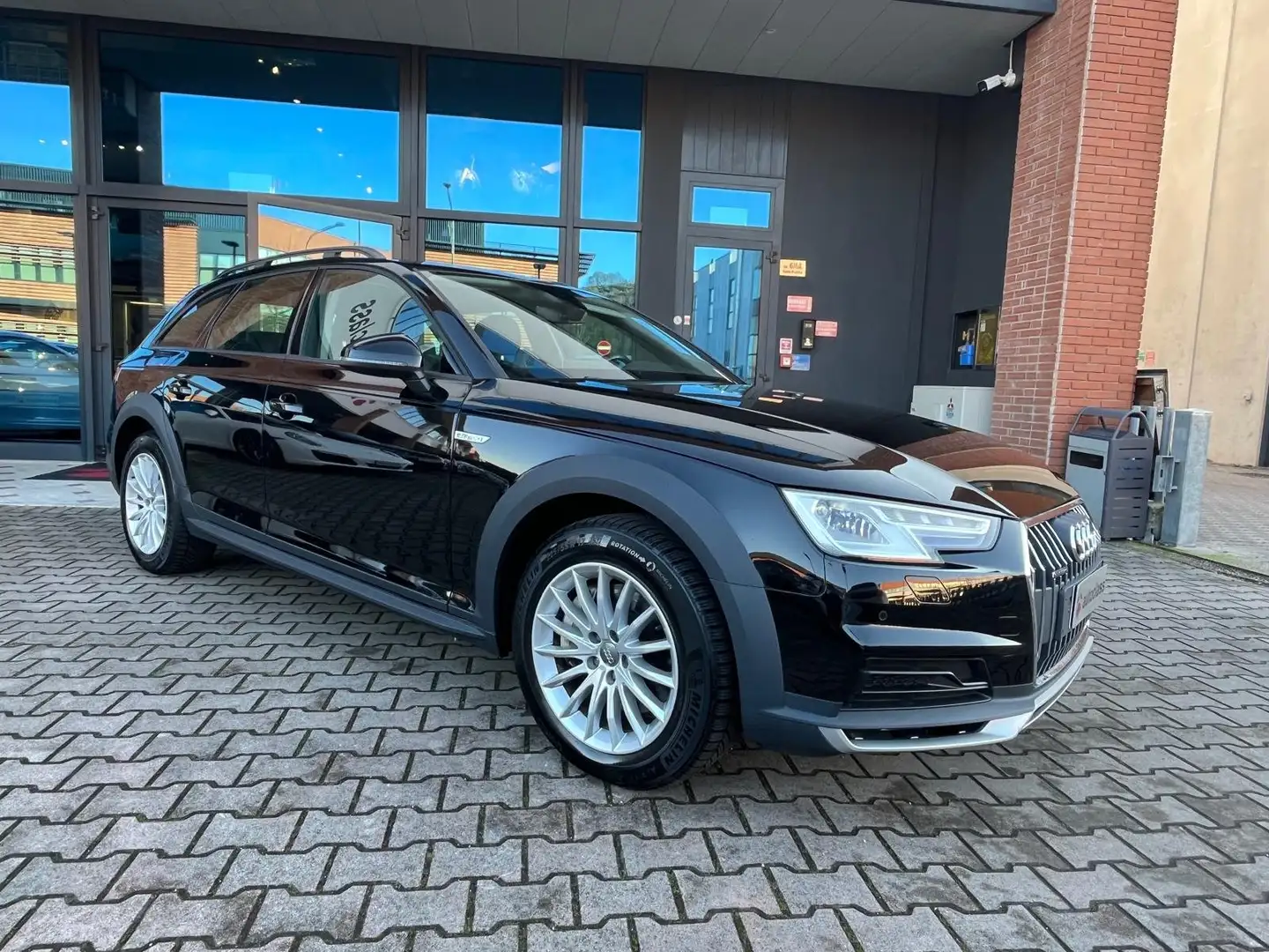 Audi A4 allroad 2.0 tfsi mhev Business Evolution  s-tronic-PRONTA! Negro - 1