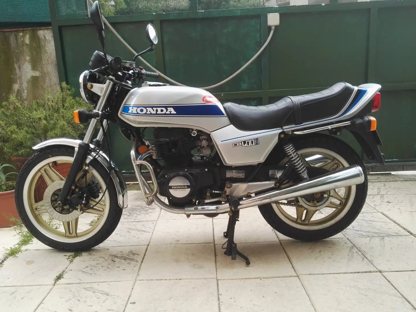 Honda CB 400 N srebrna - 2