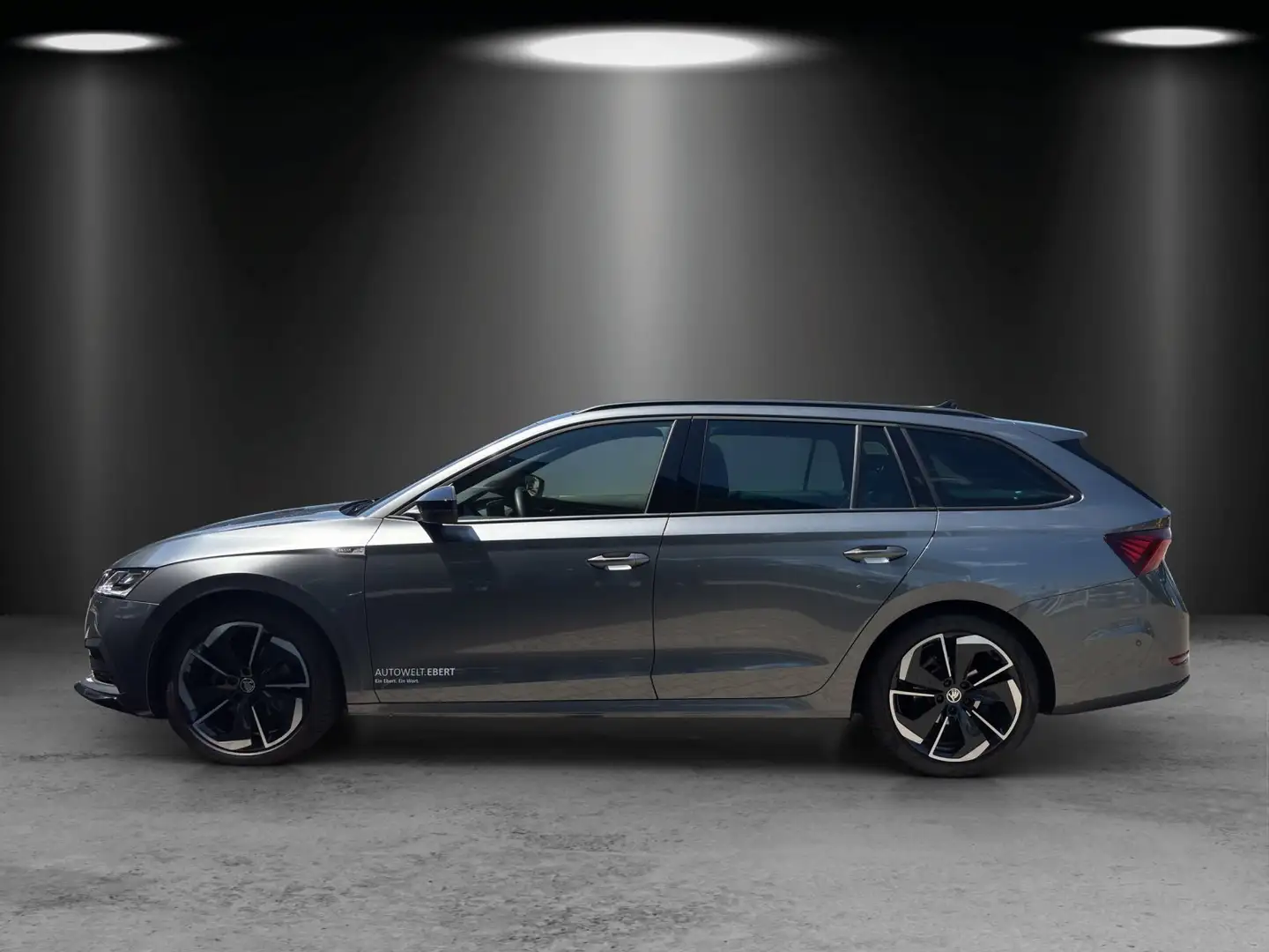 Skoda Octavia Combi Sportline 1,5 TSI e-TEC 110 kW DSG Grau - 2