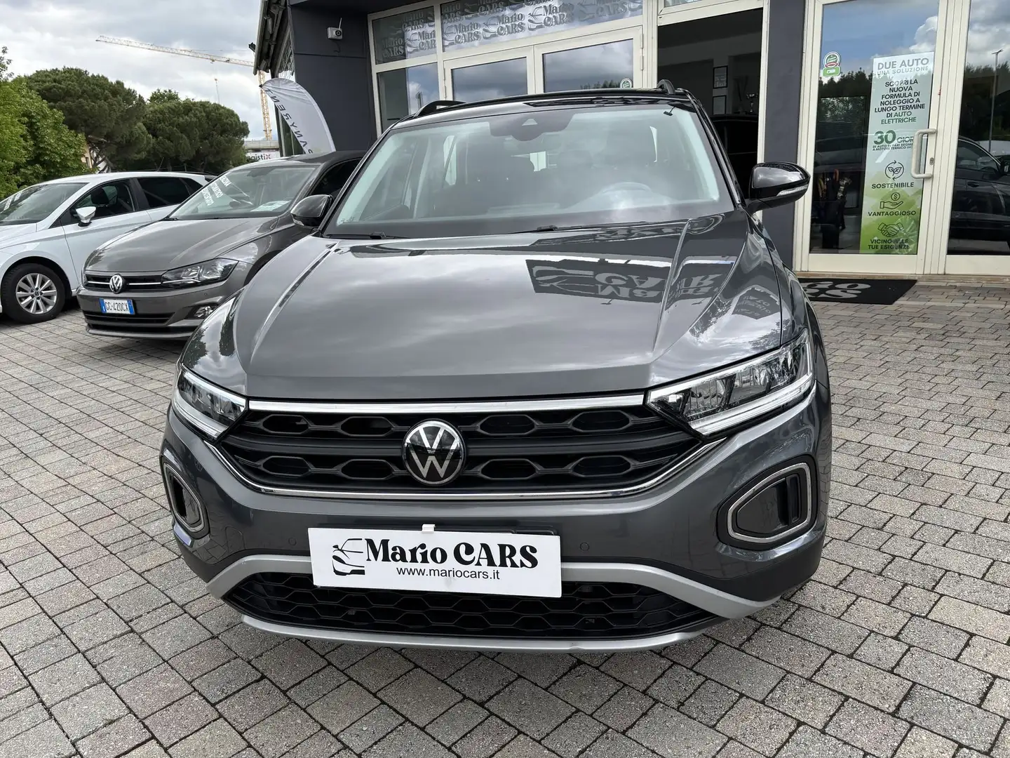 Volkswagen T-Roc 1.0 TSI Life Grigio - 1