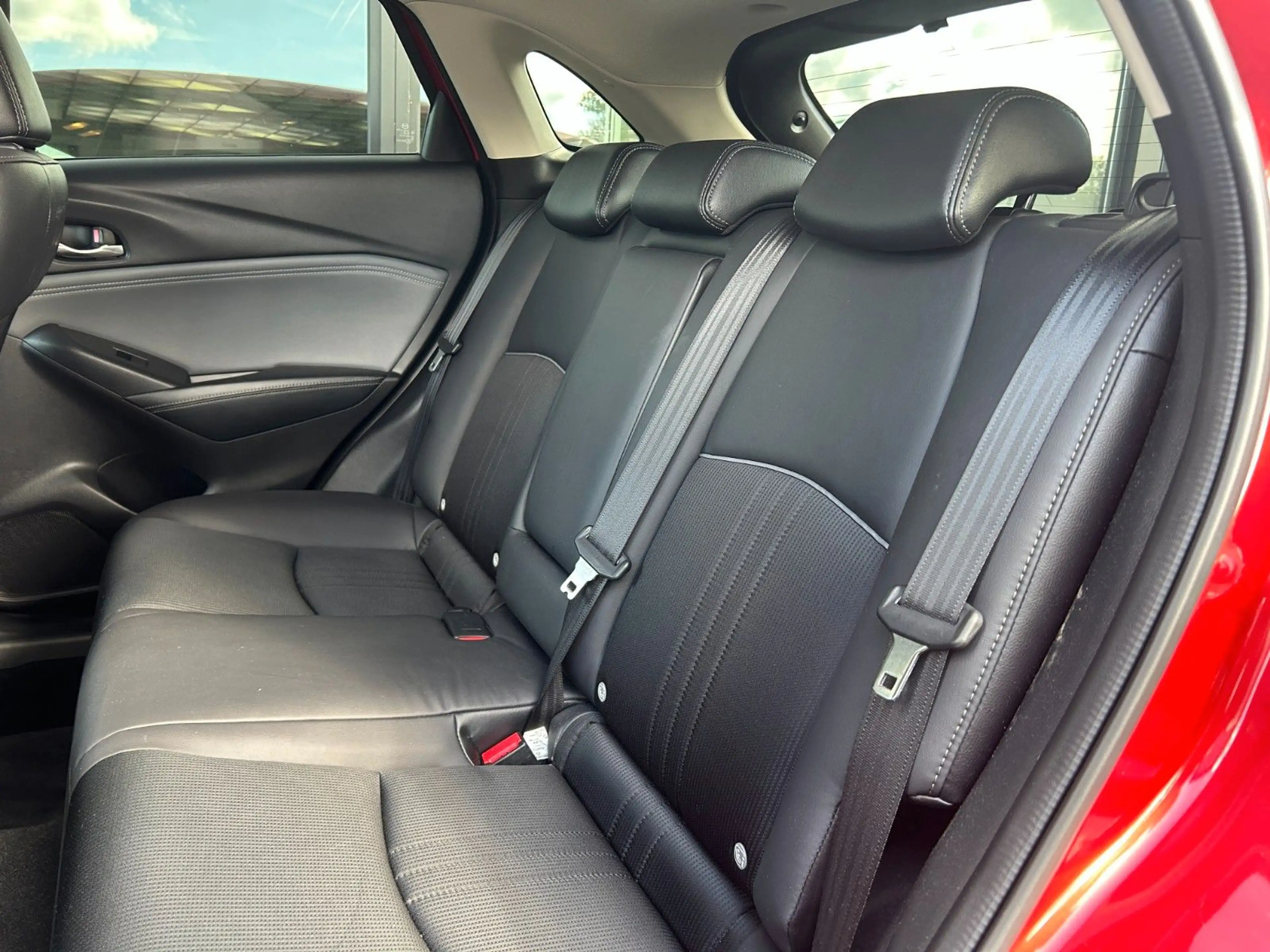 Mazda CX-3 Sports-Line, HEAD-UP, FWD, KEYLESS — photo 12