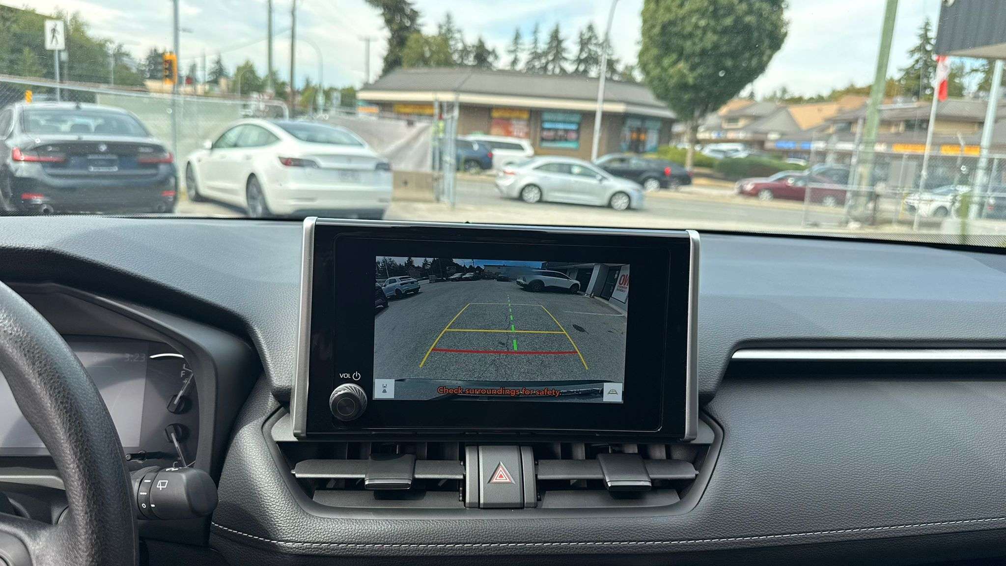 2024 Toyota RAV4 — view 14
