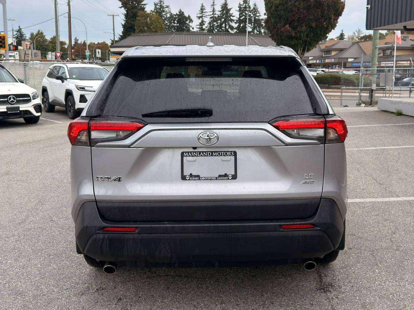 2024 Toyota RAV4 — view 6