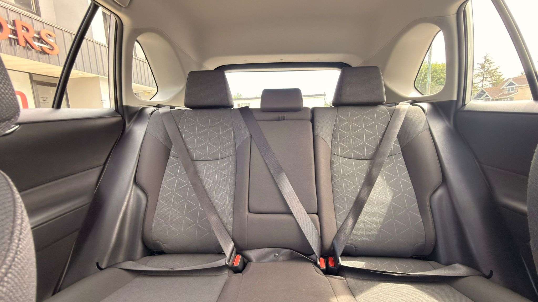 2024 Toyota RAV4 — view 11