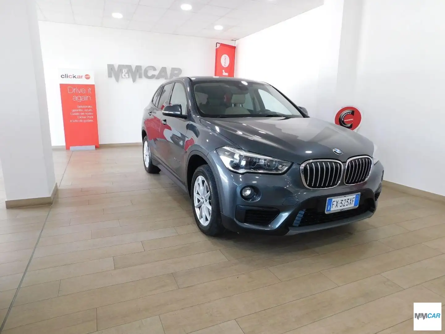 BMW X1 sDrive18d Advantage Grigio - 1
