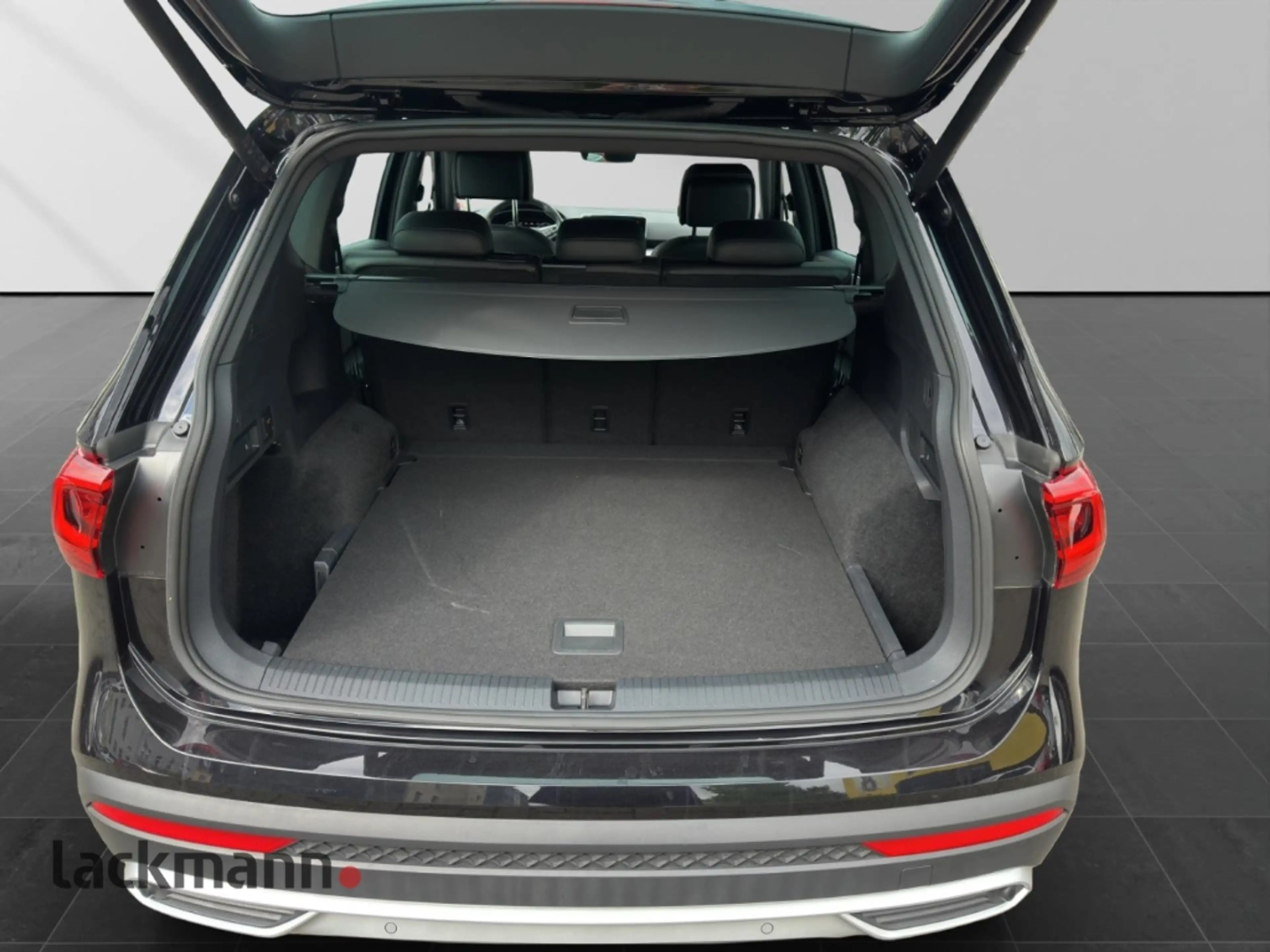 SEAT Tarraco 2.0 TDI Xperience*AHK*Navi*LED*Kamera* — photo 8