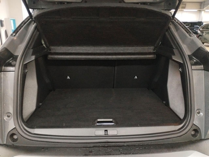 Peugeot 2008 GT PureTech 130PS AT8 *ALCANTARA*PANO-DACH* — photo 8