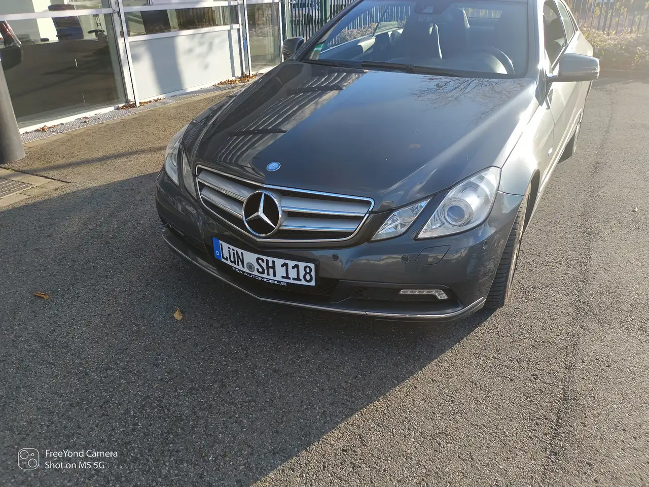 Mercedes-Benz E 250