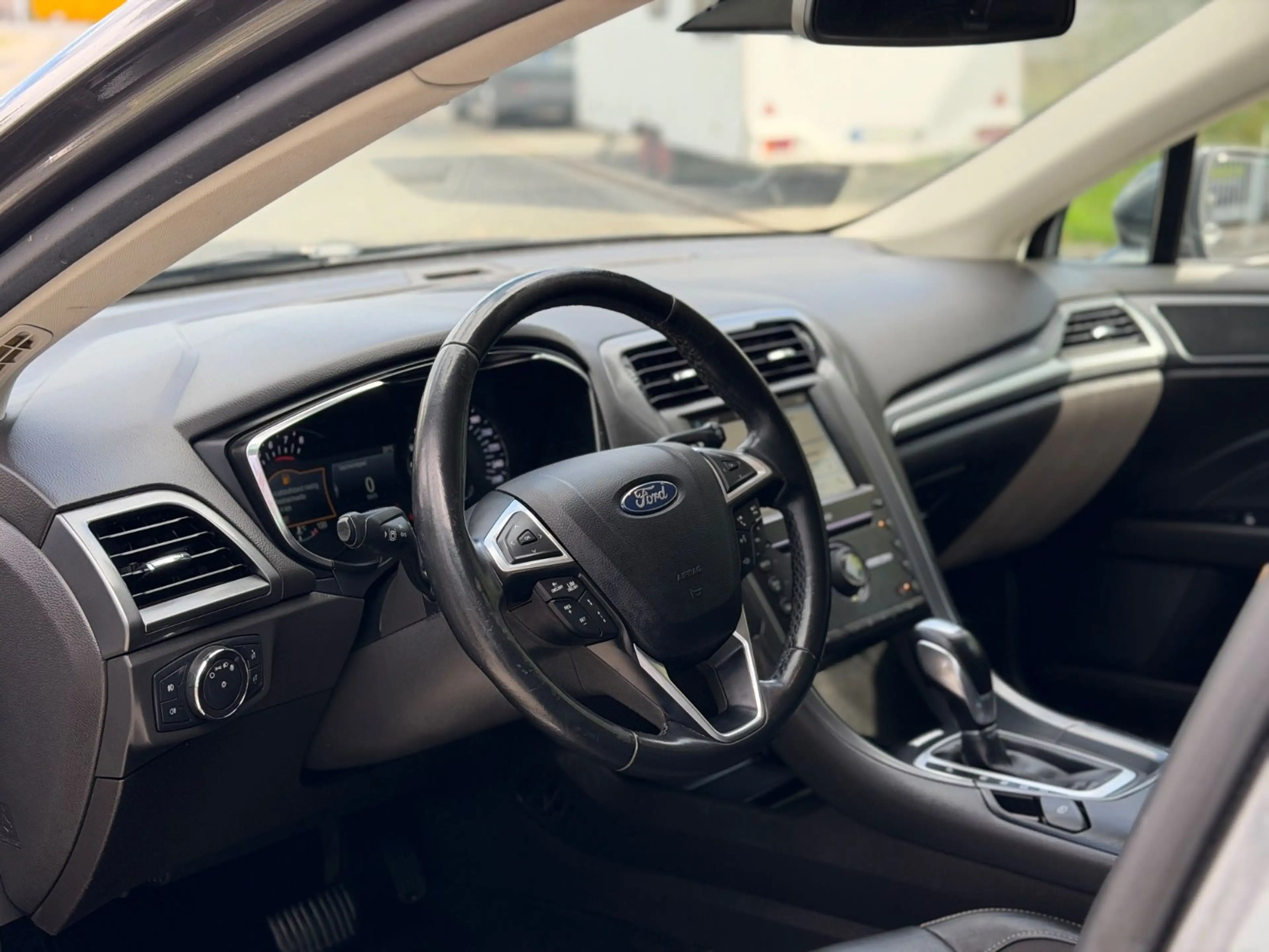 Ford Mondeo Turnier Titanium*LED*NAVI*TÜV* — photo 9