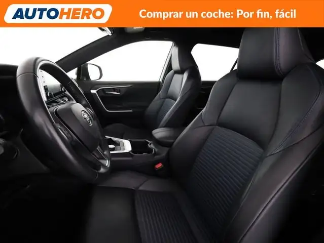 Toyota Rav4 view 11