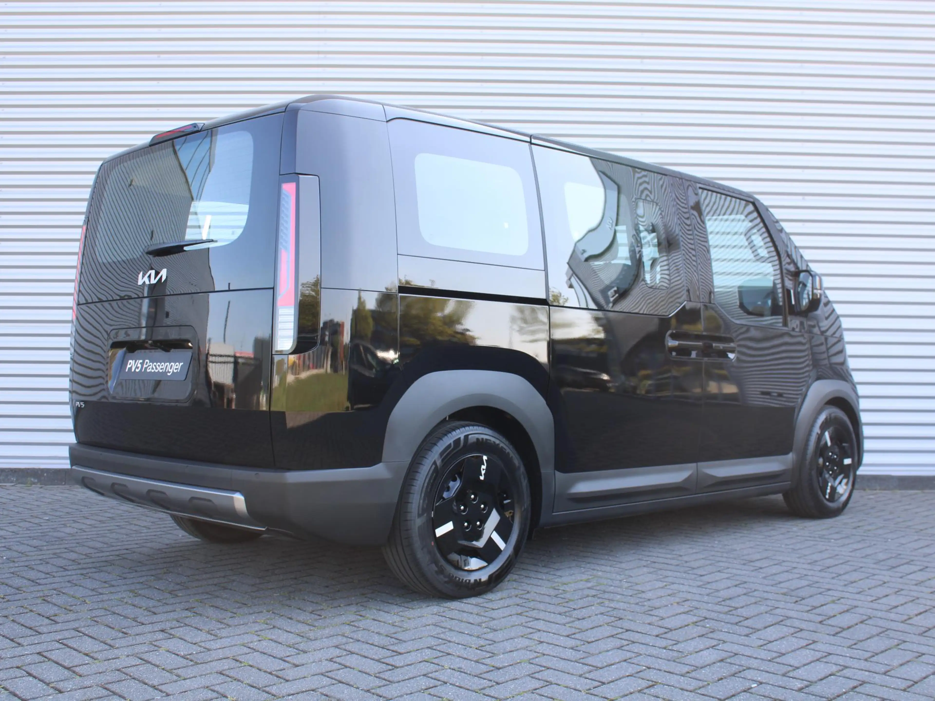 Kia PV5 Passenger Elite 71.2 kWh | Nieuw | Actieradius tot 412 km (W — photo 3