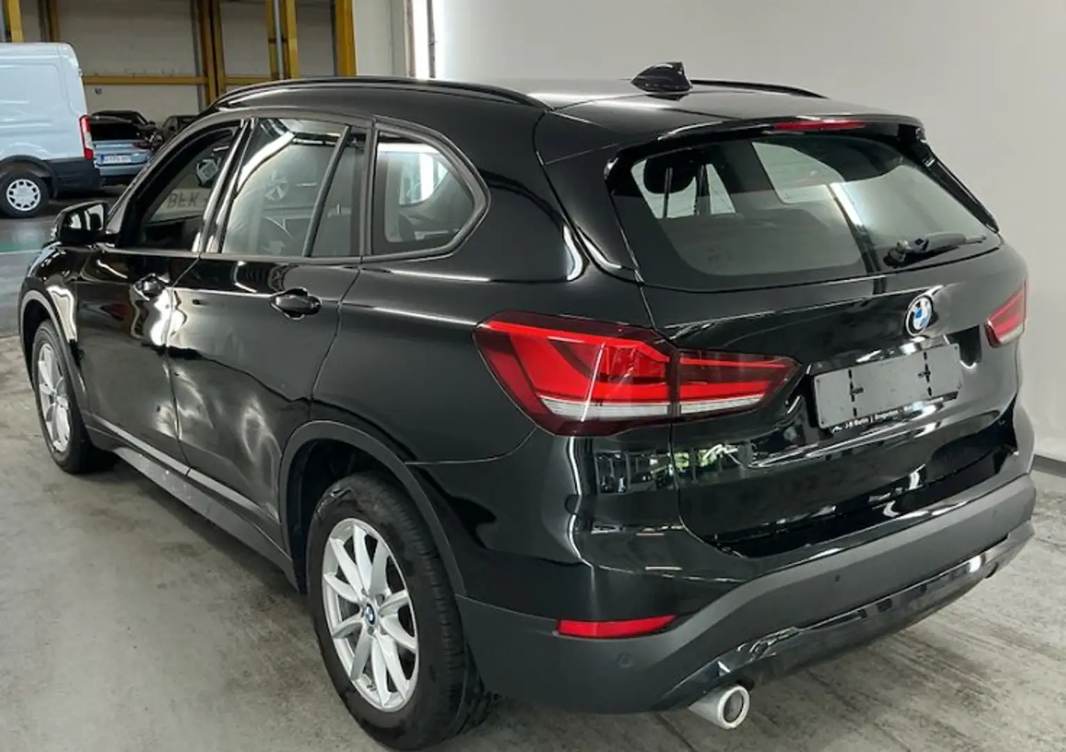 BMW X1 X1 1.5 dA sDrive16 (HTVA 19413) Noir - 2