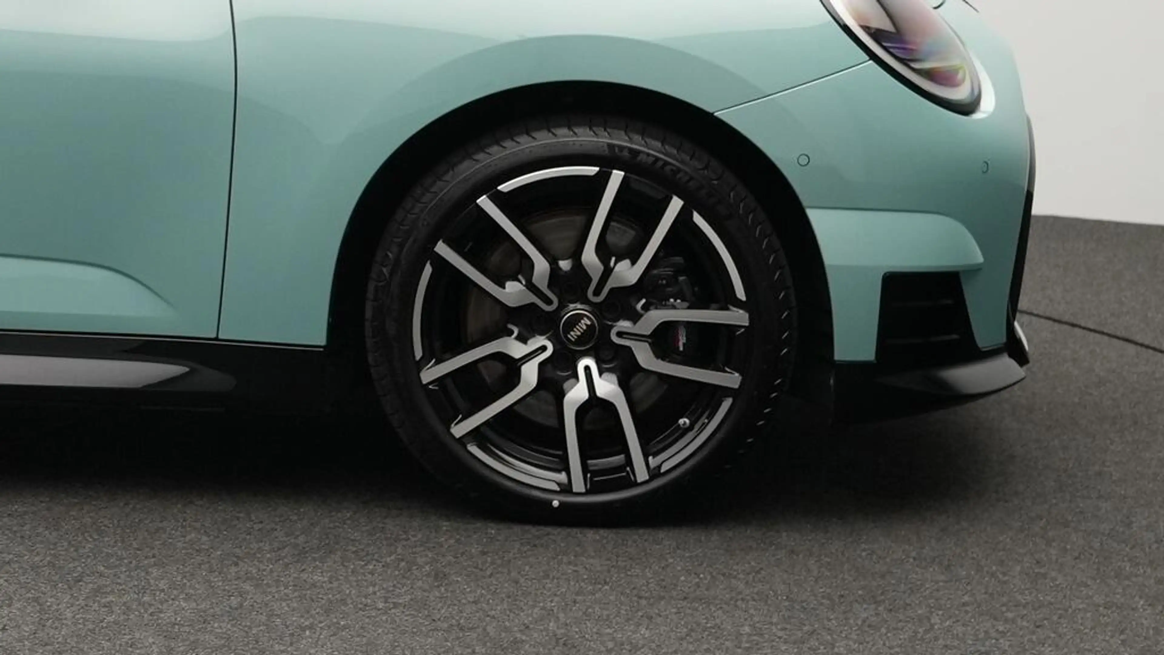 MINI Cooper SE John Cooper Works Trim — photo 9