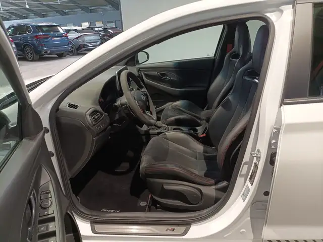 Hyundai I30 view 8