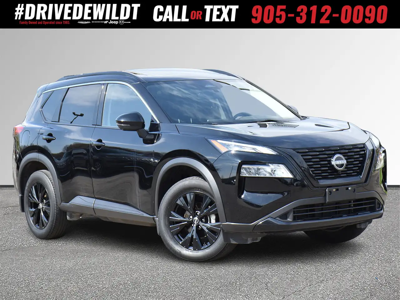 2023 Nissan Rogue Midnight Edition — photo 1
