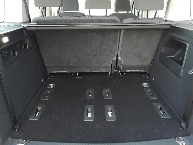 Volkswagen Caddy view 9