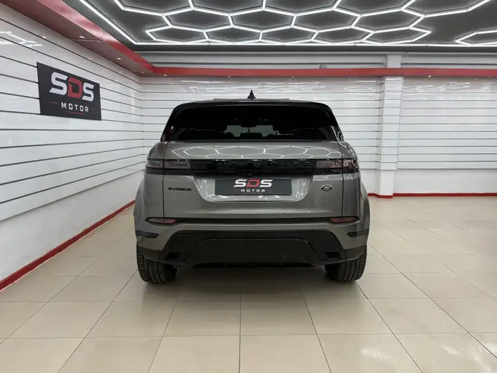 Land Rover Range Rover 2021, foto 9