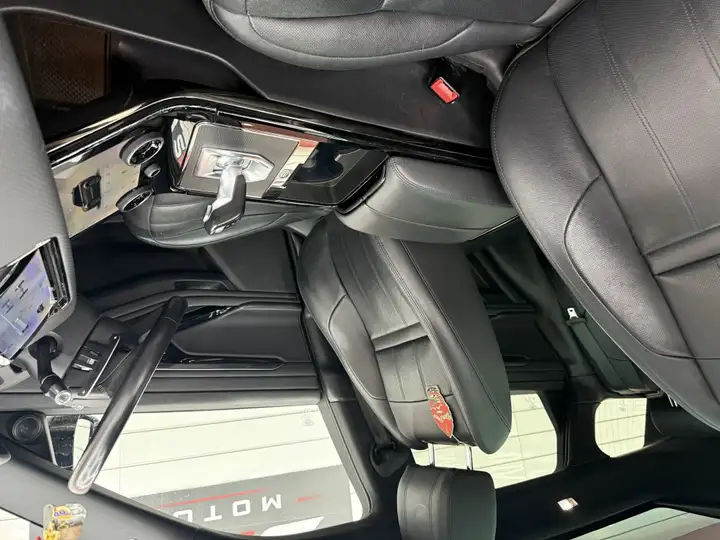 Land Rover Range Rover 2021, foto 18
