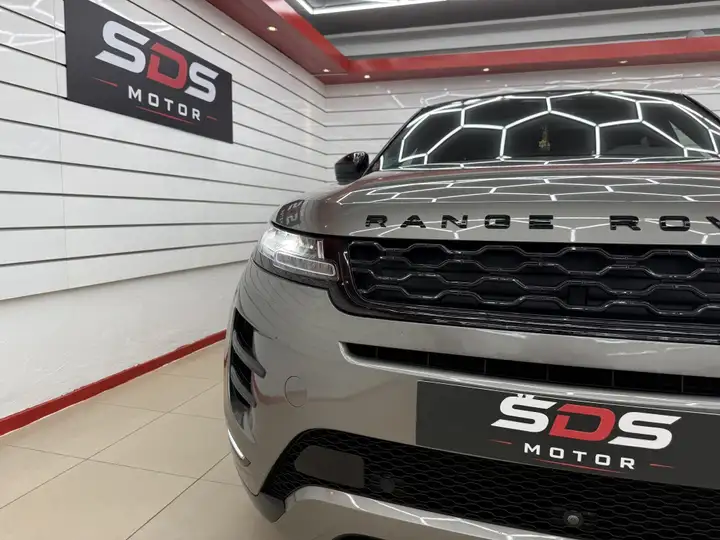 Land Rover Range Rover 2021, foto 3