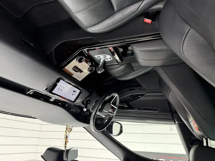 Land Rover Range Rover 2021, foto 16