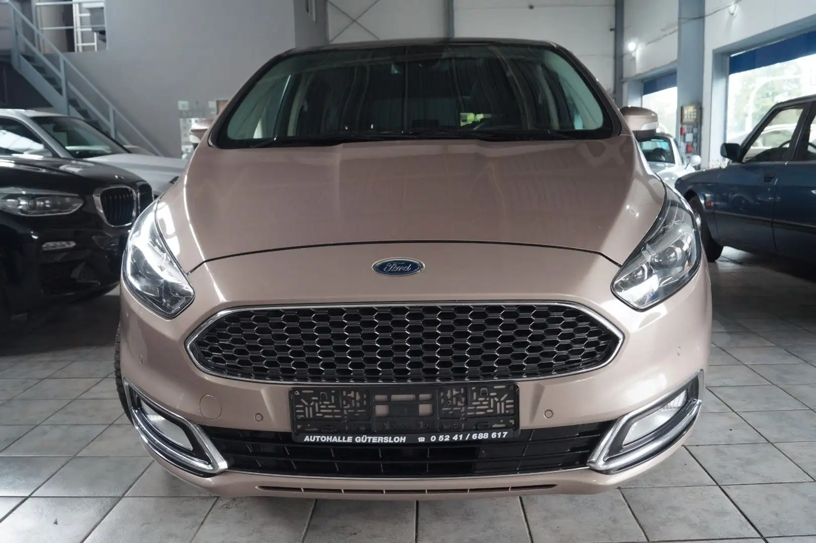 Ford S-Max S-MAX Vignale*Leder*Navi*PDC*SH*Memory* Grau - 2