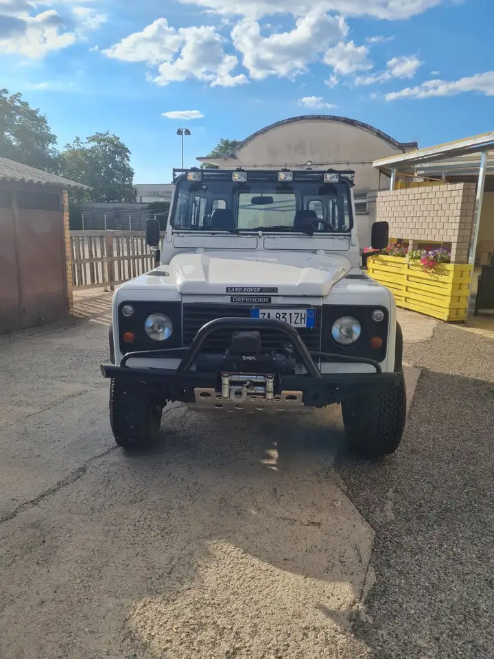 Land ROVER DEFENDER 90 Serie 300, foto 10