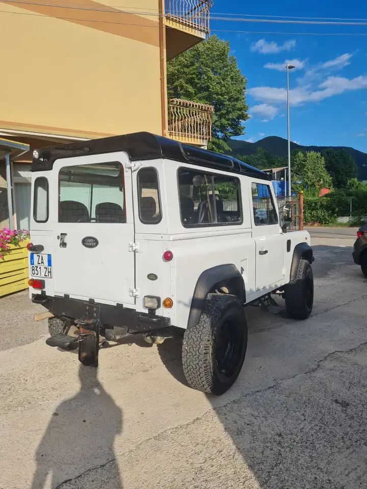 Land ROVER DEFENDER 90 Serie 300, foto 2