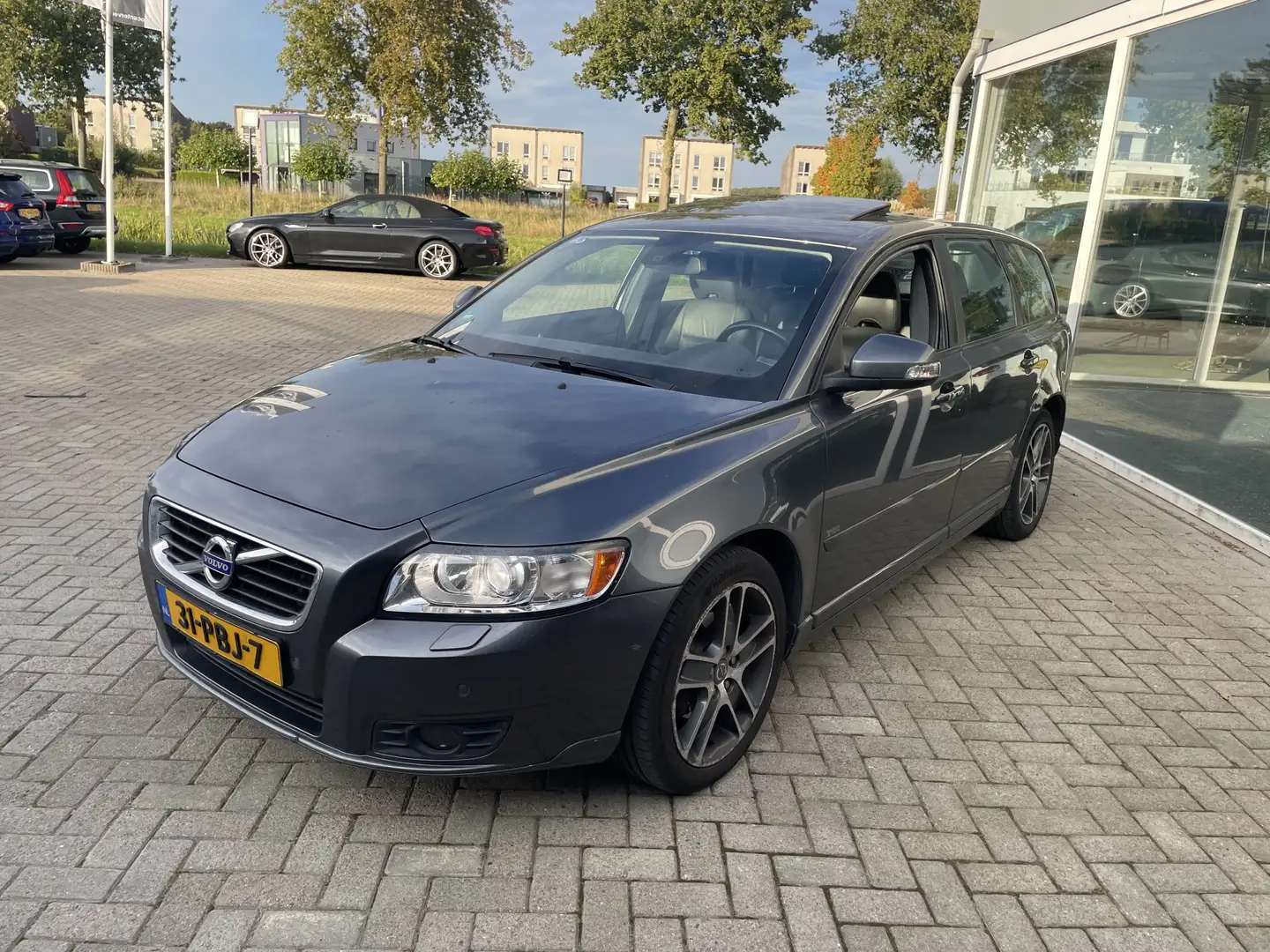 Volvo V50 2.0 Sport 50% deal 3.475,- ACTIE Trekhaak / Schuif Grijs - 2