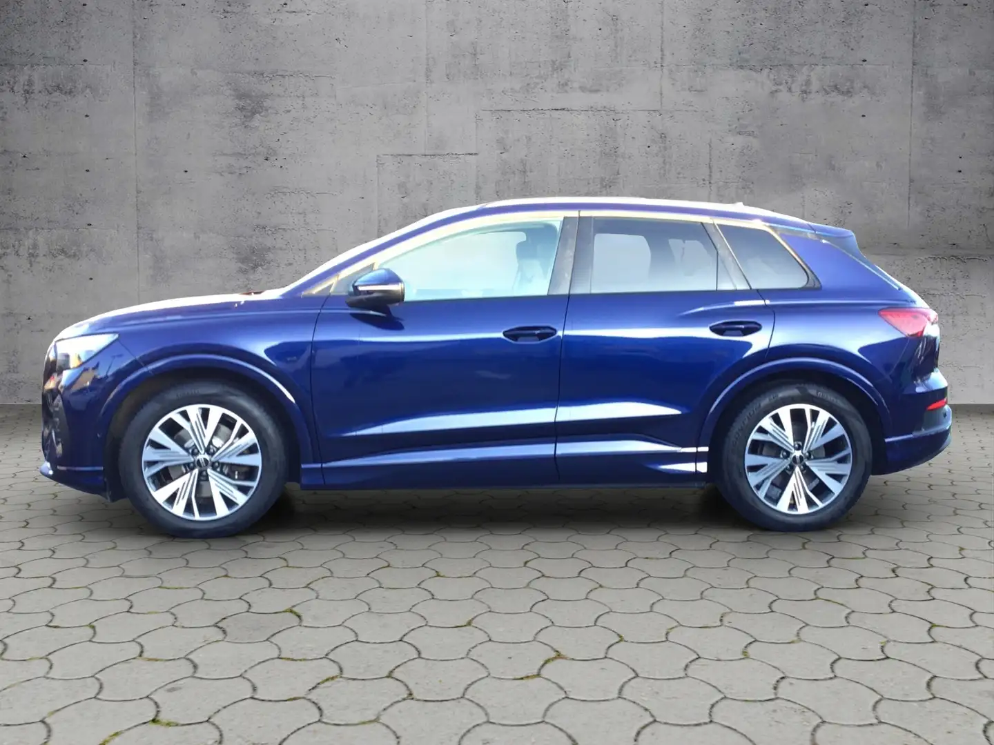 Audi Q4 e-tron 35 Assistenz+/STH/NAV KLIMA LED Blau - 2