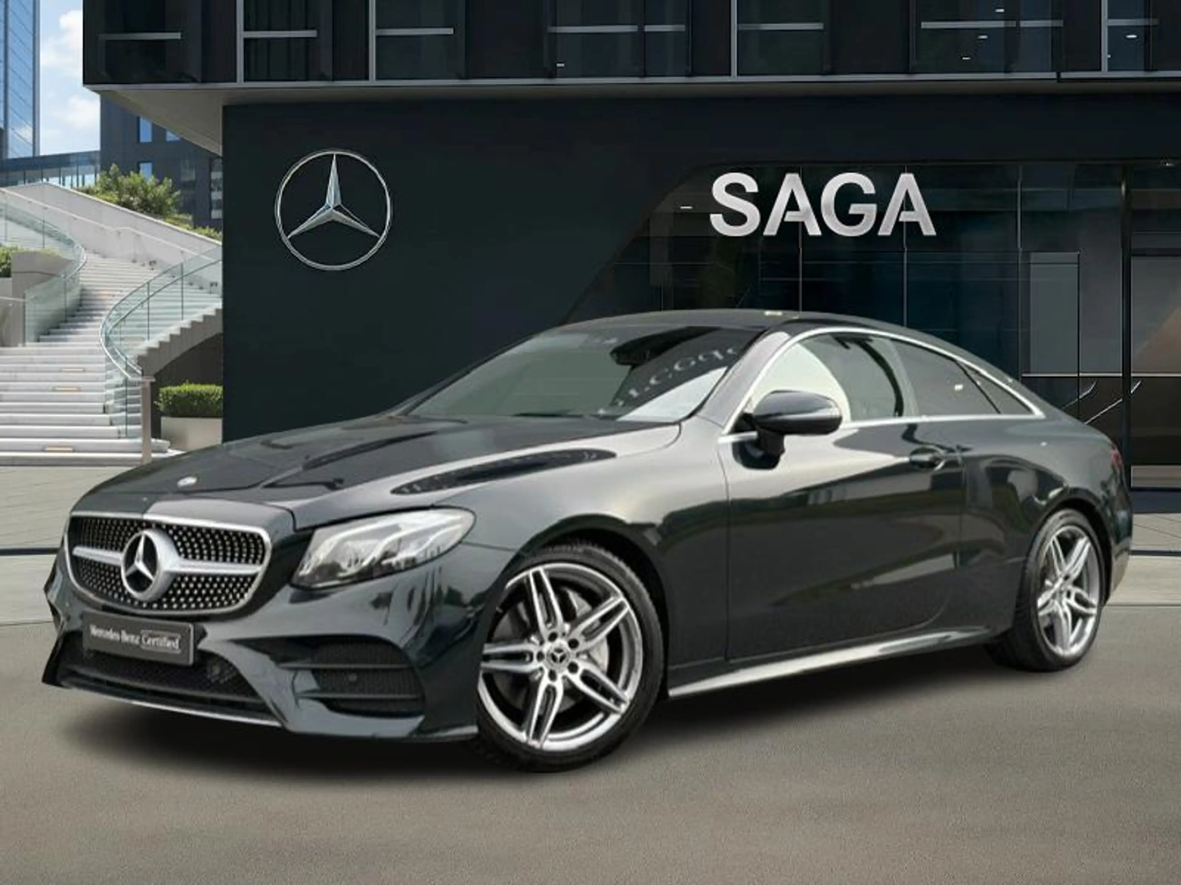 Mercedes-Benz E 220 d Coupé AMG Line