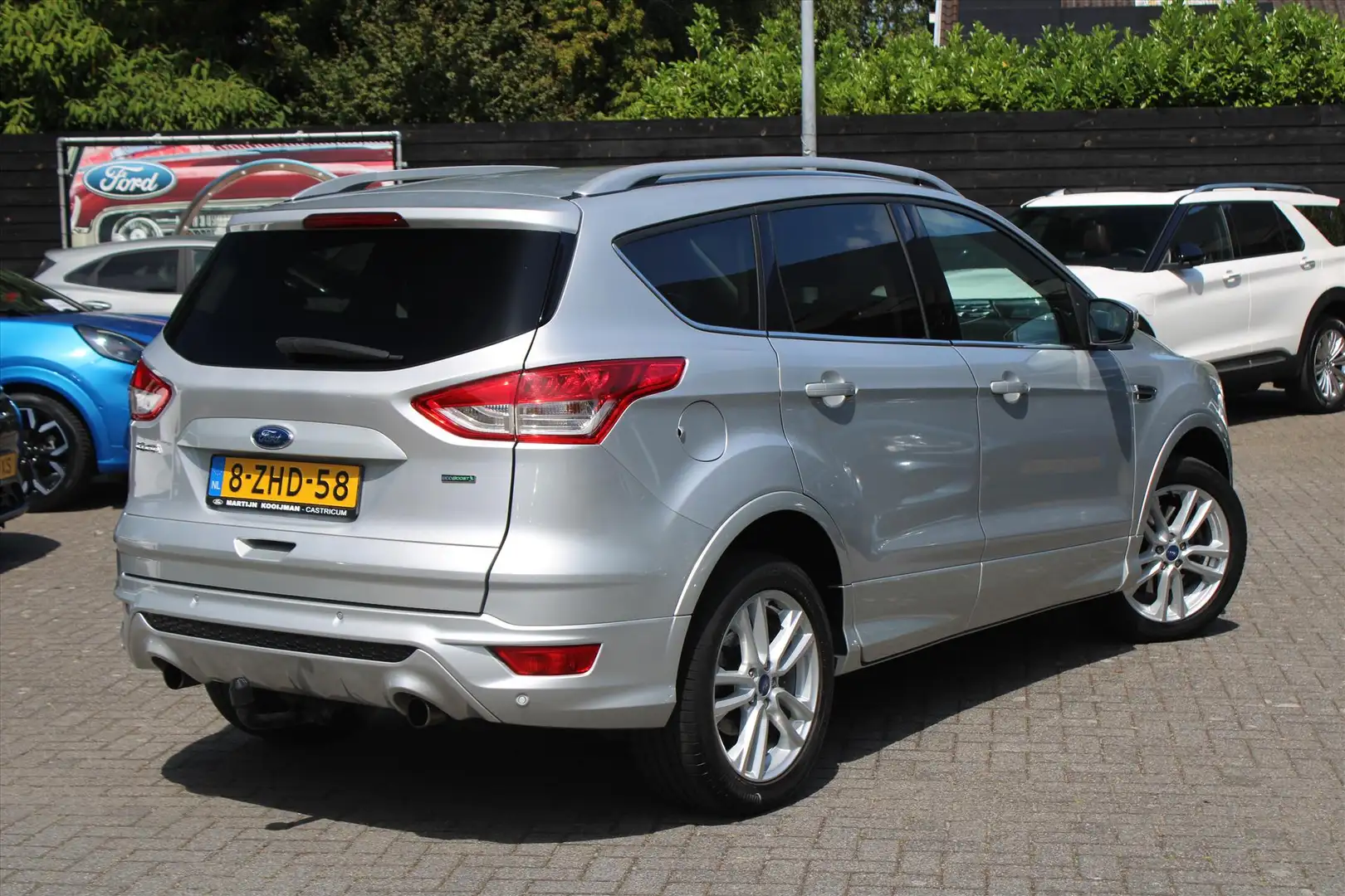 Ford Kuga 1.6 EcoBoost 182pk 4WD Automaat Titanum Plus Grijs - 2