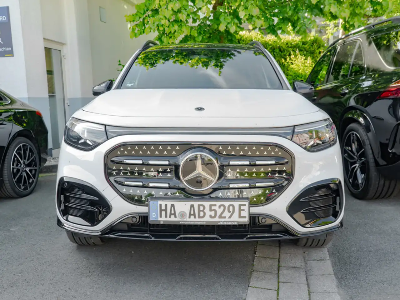Mercedes-Benz GLB + AMG-Sport/LED/Cam/Pano/Keyl/Night/19', миниатюра 3
