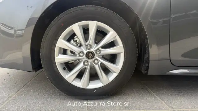 Toyota Corolla view 7