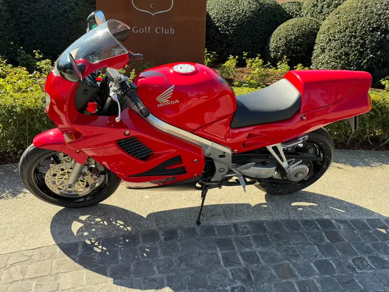 Honda VFR 750 - foto 6