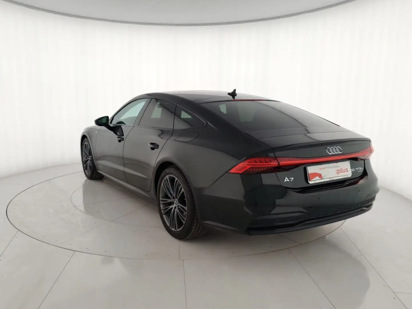 Audi A7 SPB 55 2.0 TFSI e quattro ultra S tronic S line P Zwart - 2