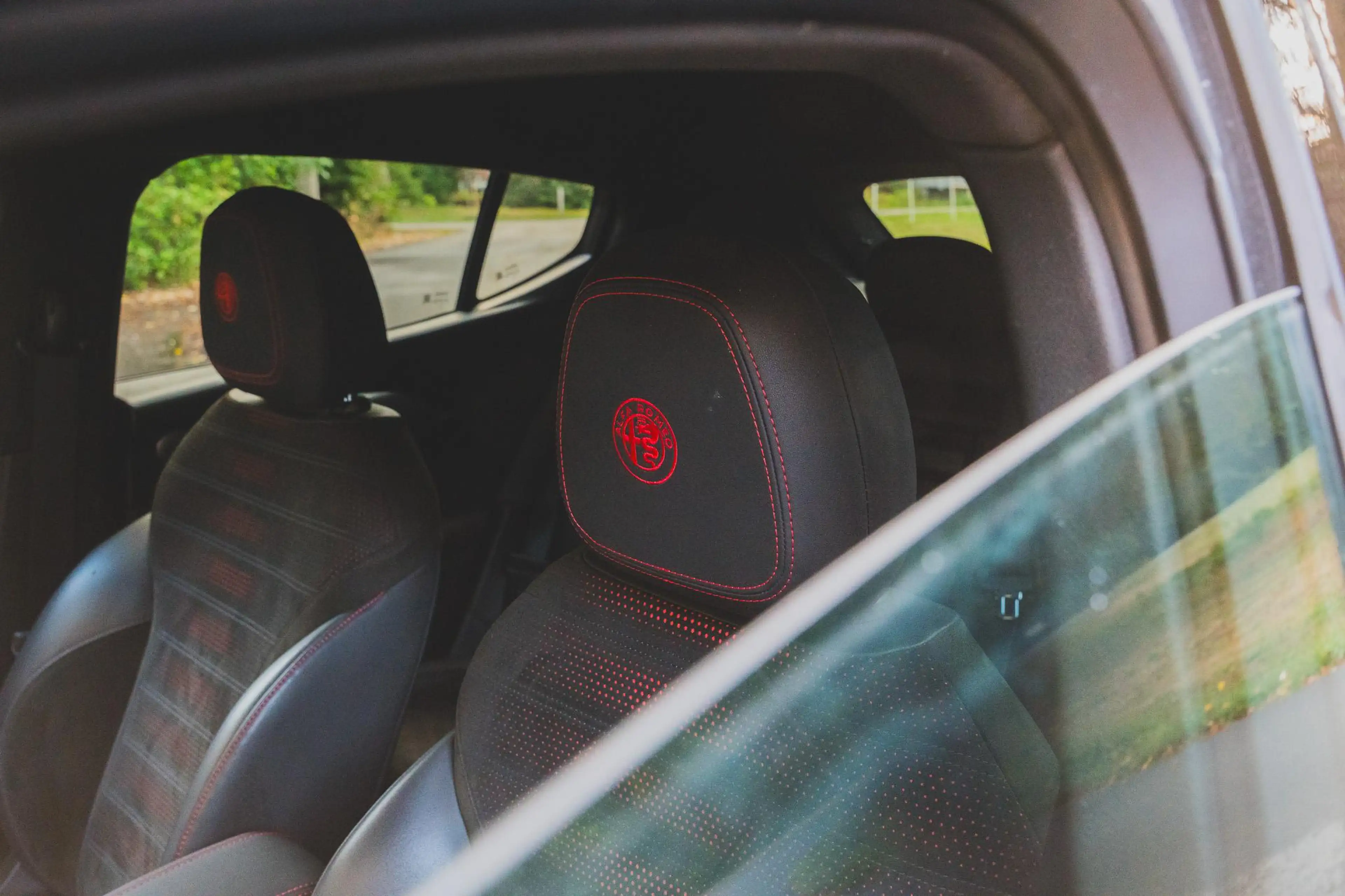 Alfa Romeo Tonale 1.5T Hybrid Edizione Speciale TREKHAAK | ADAPTIVE — photo 12