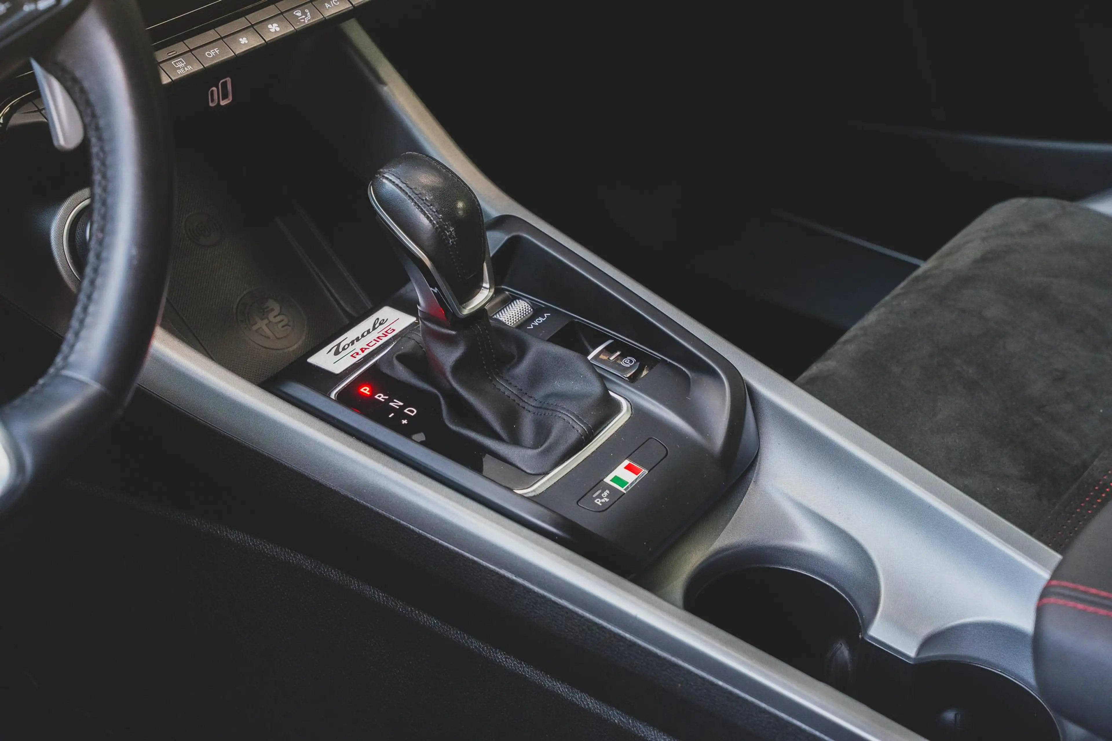 Alfa Romeo Tonale 1.5T Hybrid Edizione Speciale TREKHAAK | ADAPTIVE — photo 33