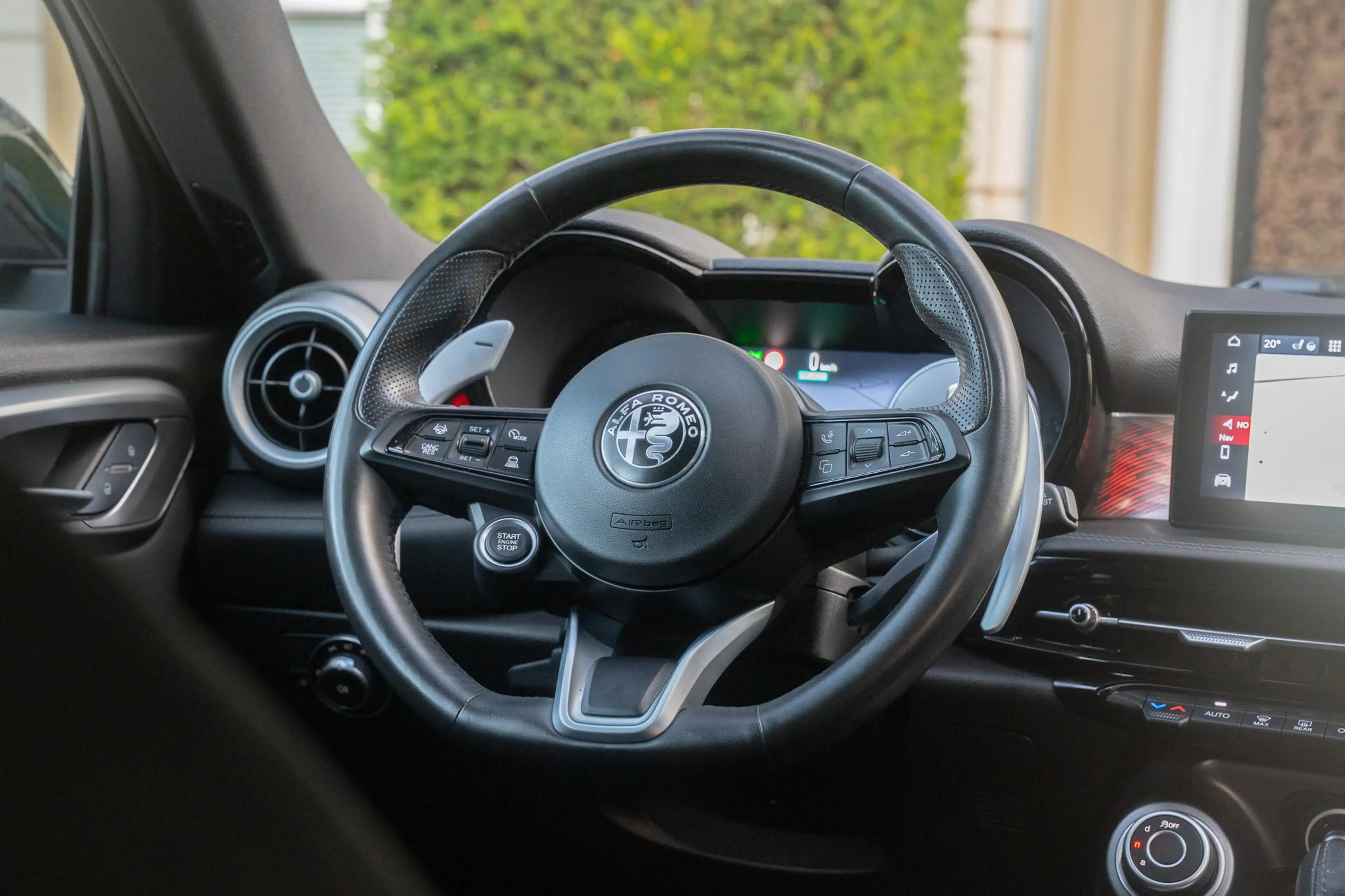 Alfa Romeo Tonale 1.5T Hybrid Edizione Speciale TREKHAAK | ADAPTIVE — photo 39