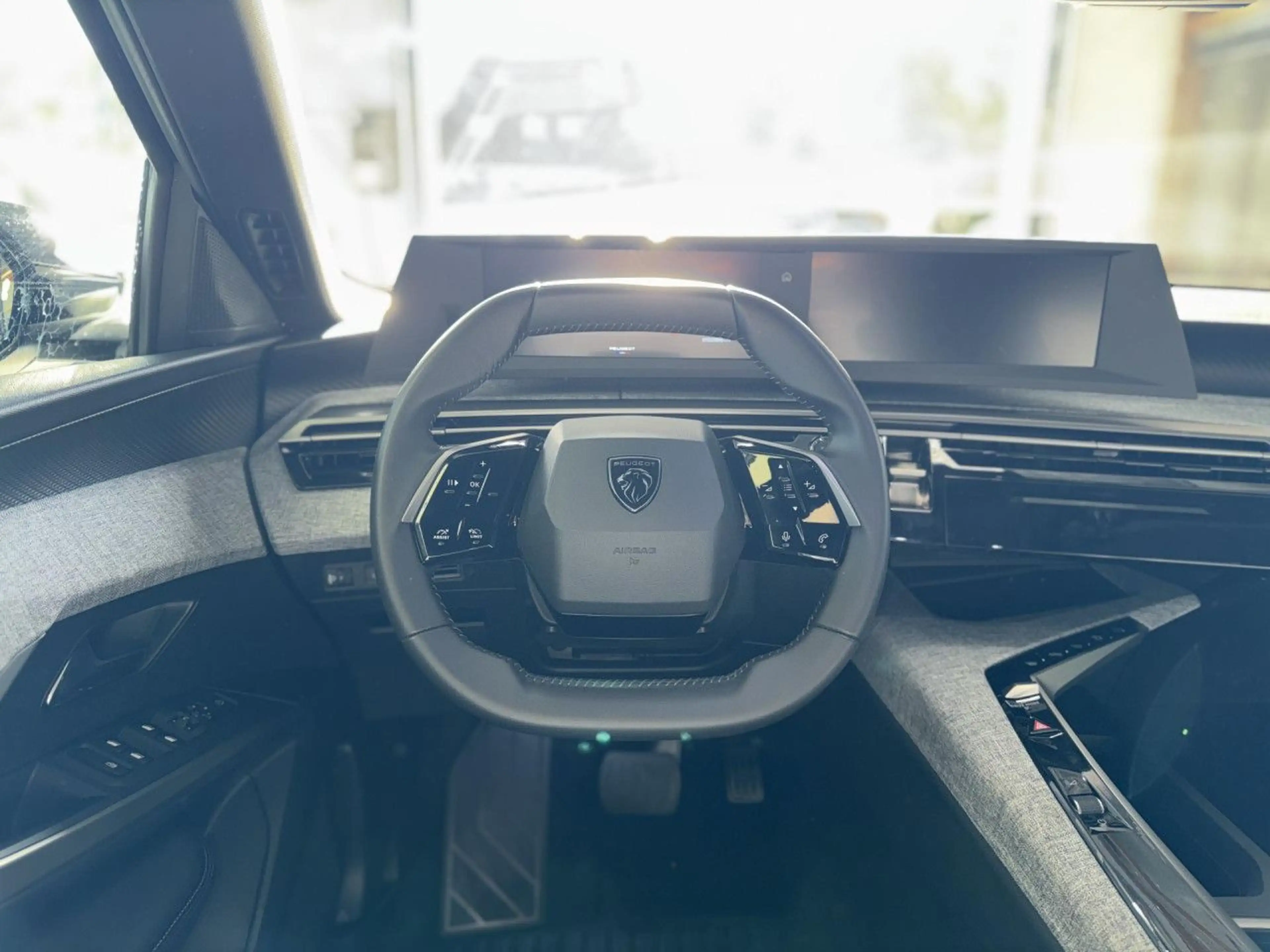 Peugeot 3008 Hybrid 145 Allure e-DSC6, Kamera, Sitzheizung — photo 12