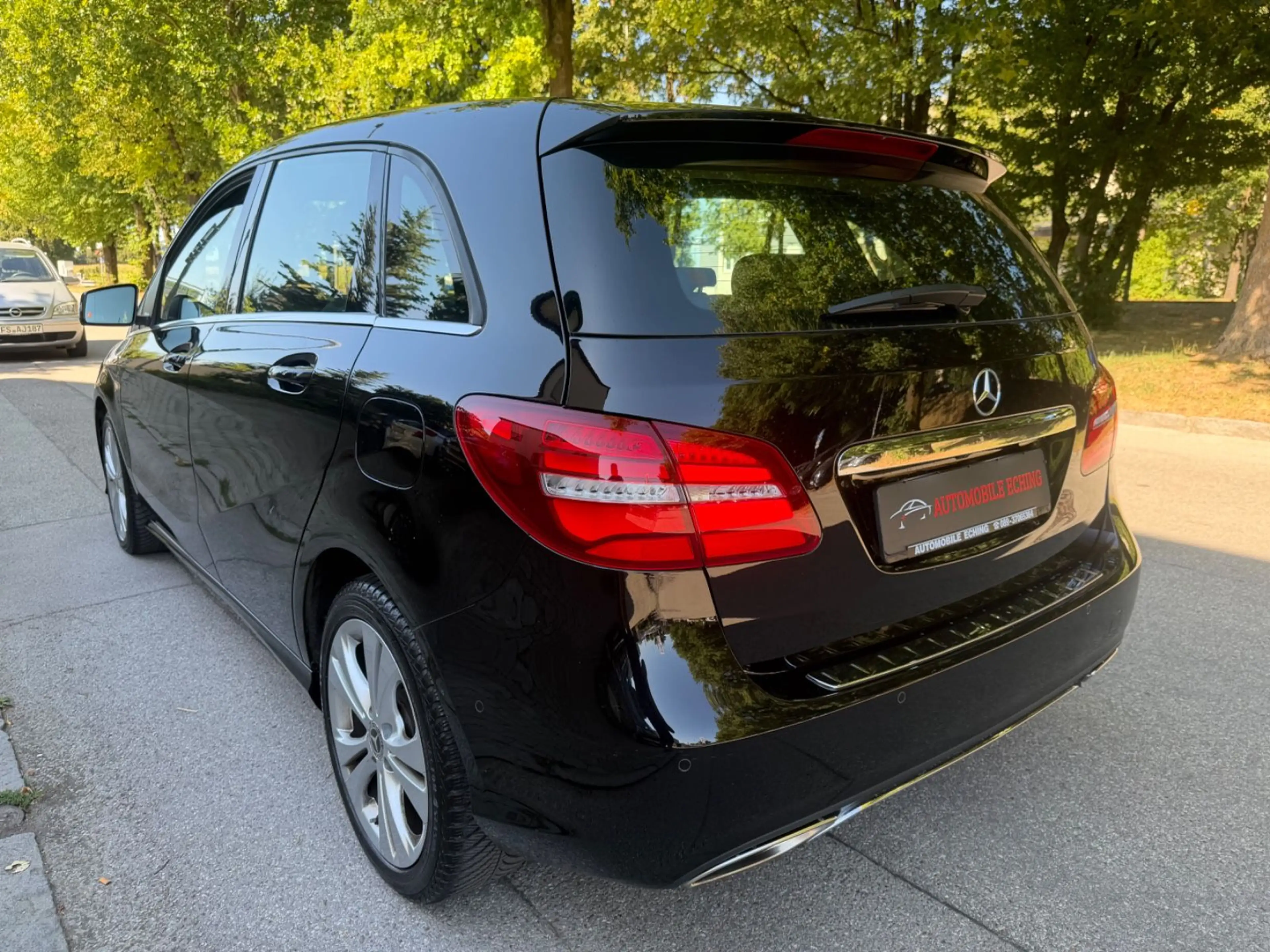 Mercedes-Benz B 200 G-tronic Urban*LED*Navi*Automatik* — photo 3