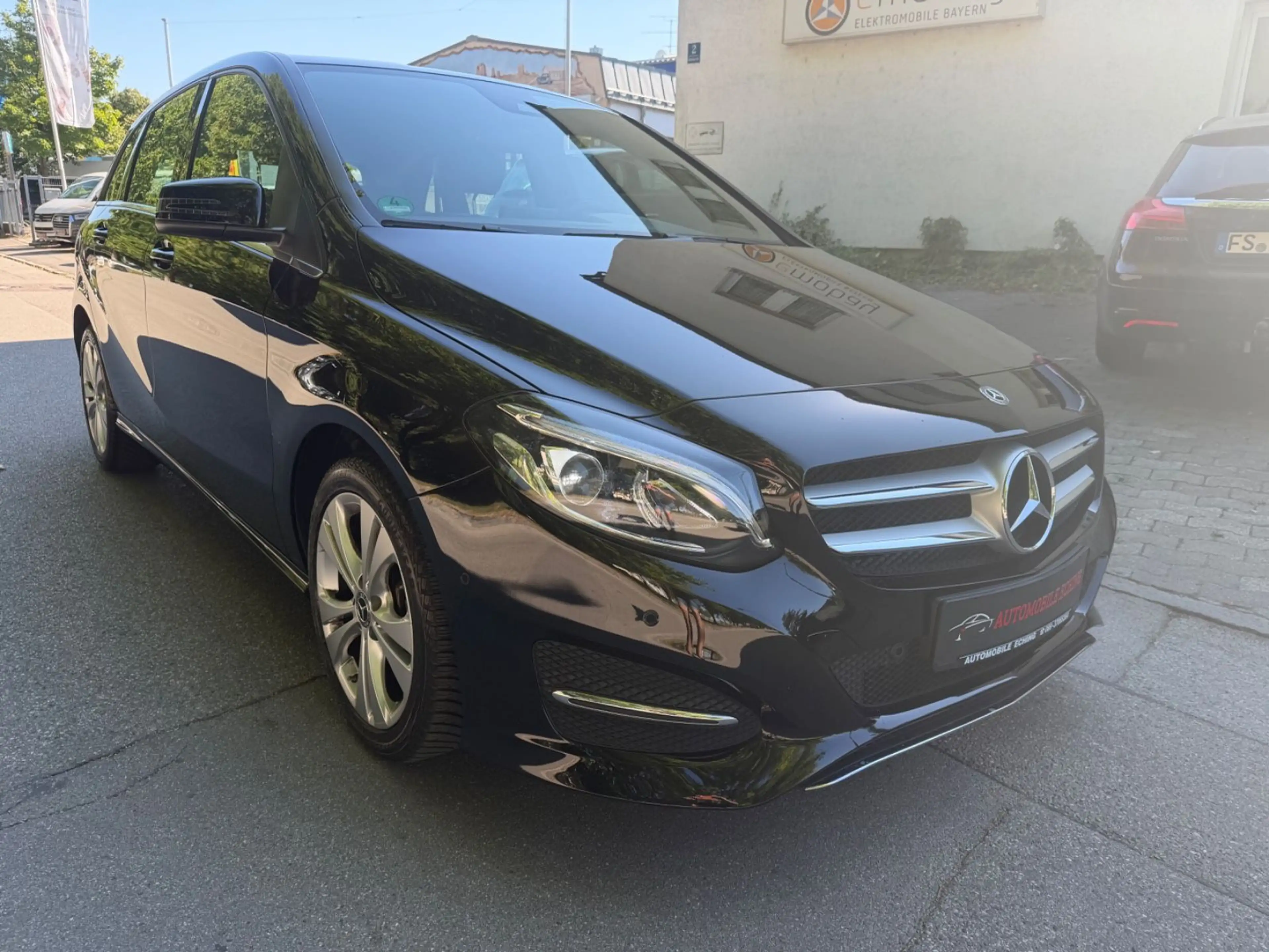Mercedes-Benz B 200 G-tronic Urban*LED*Navi*Automatik* — photo 2