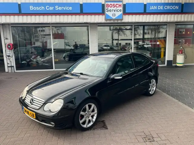 Mercedes-Benz 200K Sportcoupe Automaat NL-auto #YOUNGTIMER