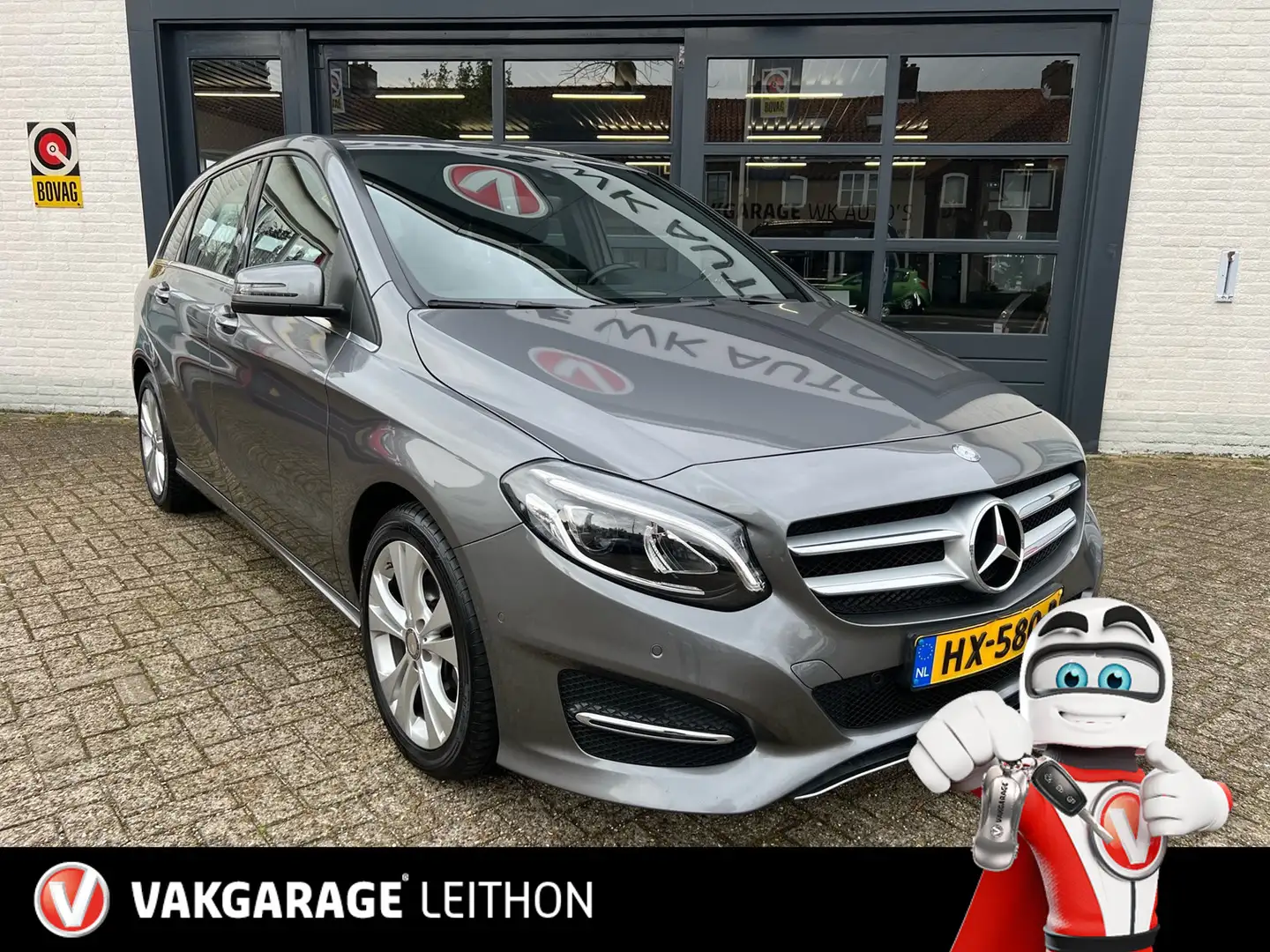 Mercedes-Benz B 180 Ambition - Navi - Gris - 1