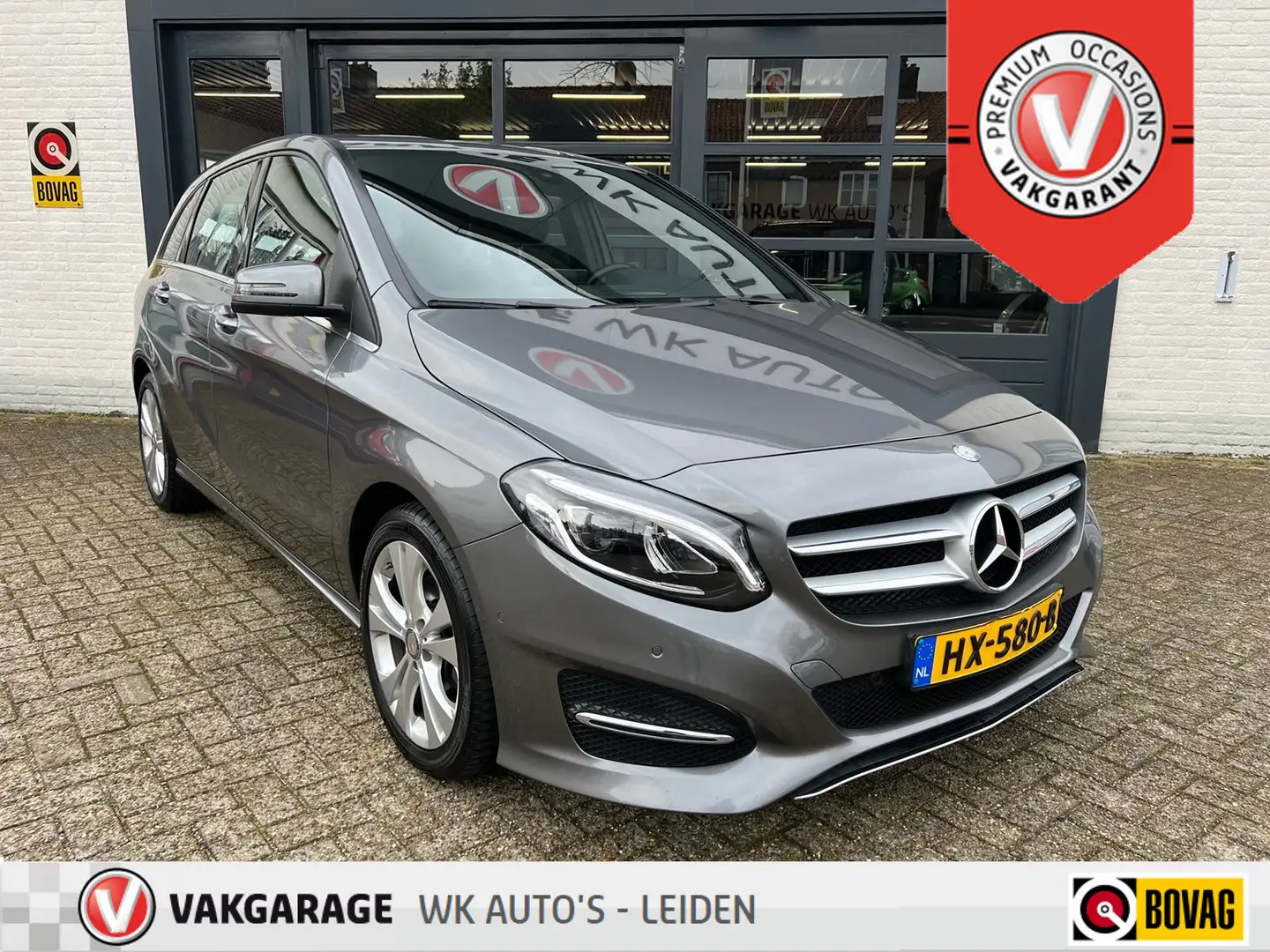 Mercedes-Benz B 180 Ambition | Eerste eigenaar | NL-Auto | Urban pakke Grijs - 1