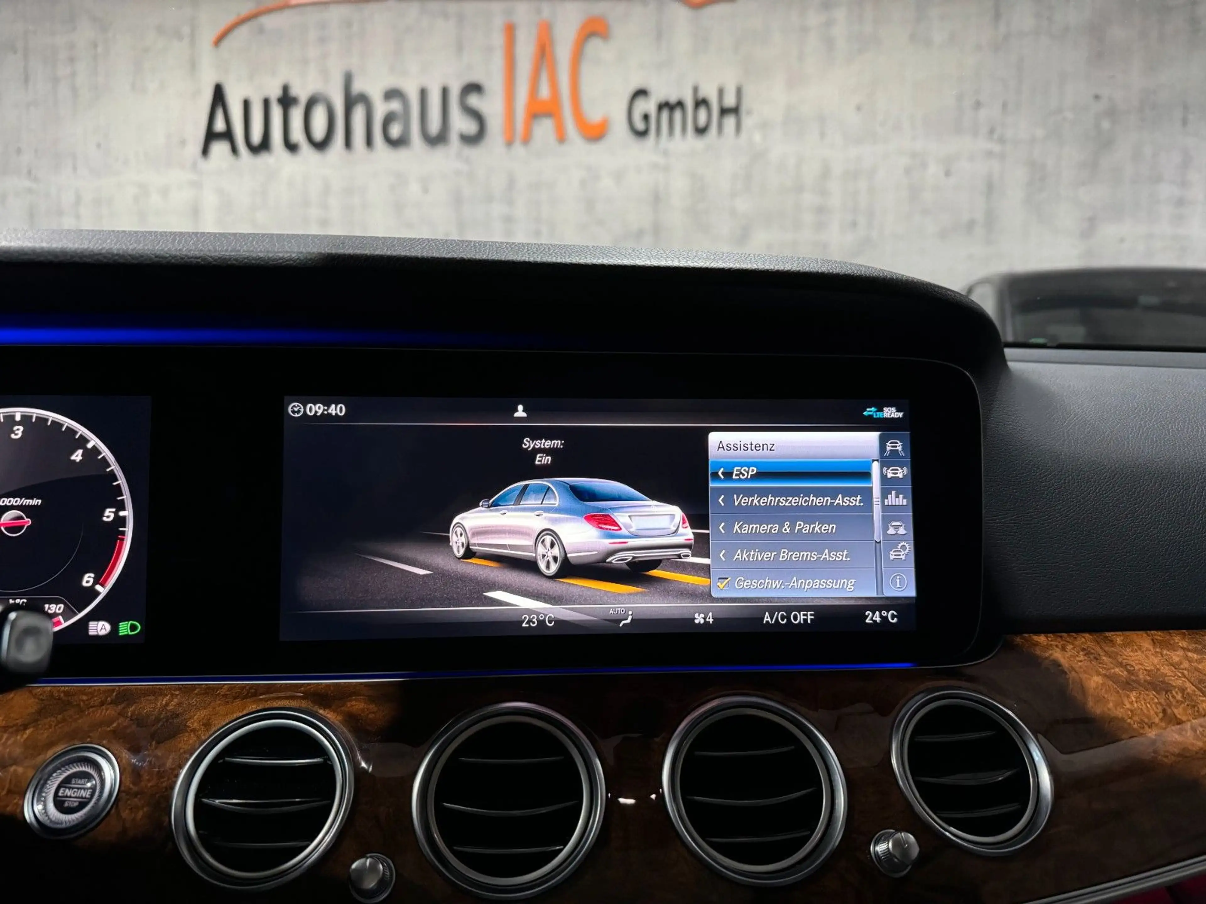 Mercedes-Benz E 220 Lim/PANO/LED/SHZ/NAVI/TOTW/SPURH/APPLE/ — photo 10