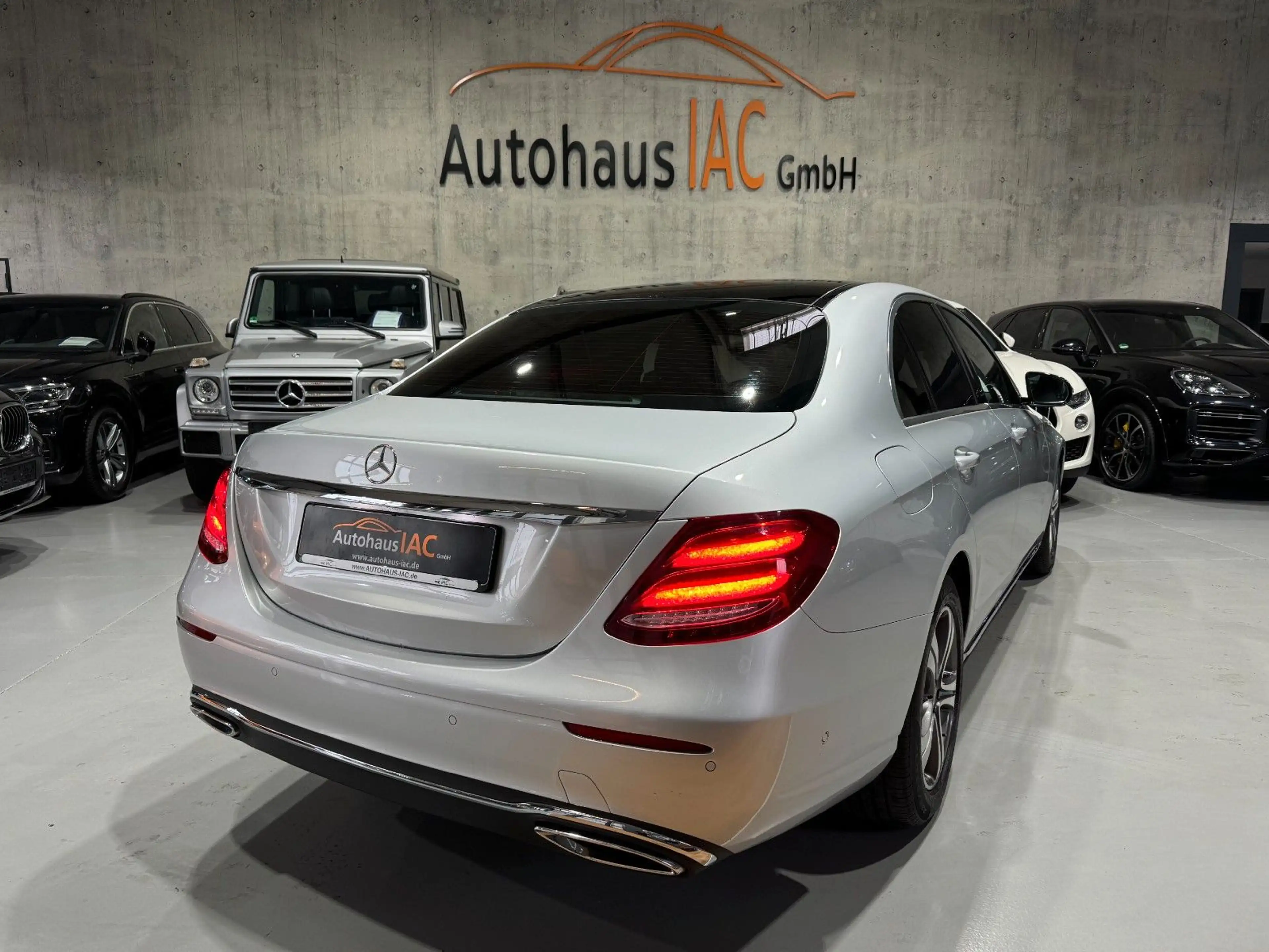 Mercedes-Benz E 220 Lim/PANO/LED/SHZ/NAVI/TOTW/SPURH/APPLE/ — photo 2