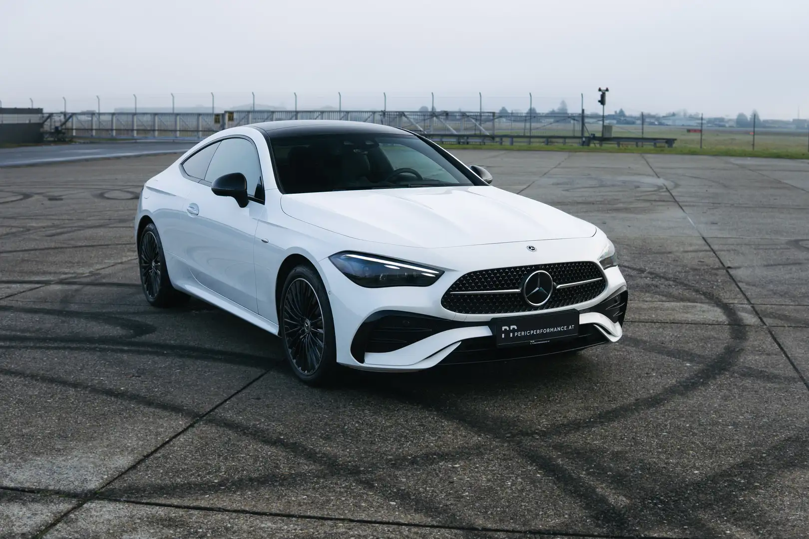 Mercedes-Benz CLE 300 CLE 300e Coupe | Junge-Sterne | Burm, Pano, HuD Alb - 1