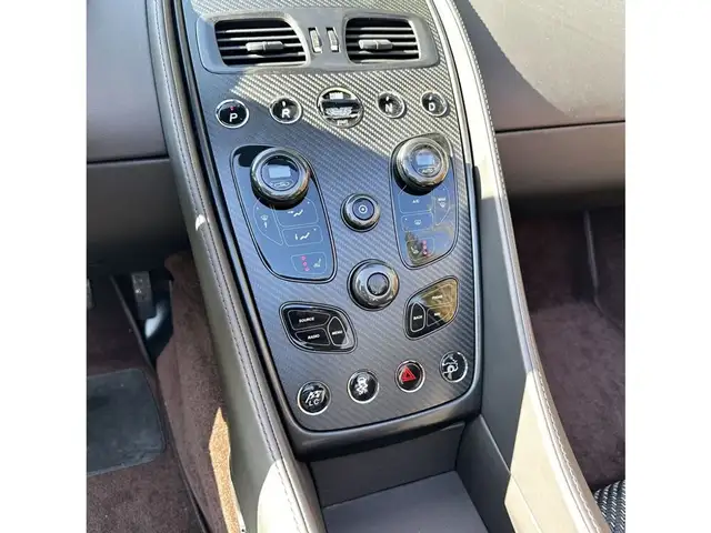 Aston Martin Vanquish Zagato Speedster *1 of 28* Ansicht 37