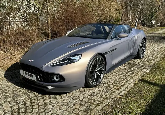 Aston Martin Vanquish Zagato Speedster *1 of 28* Ansicht 5