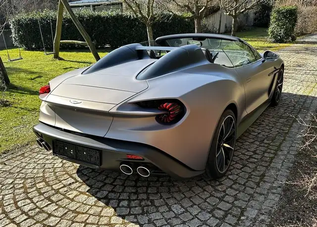 Aston Martin Vanquish Zagato Speedster *1 of 28* Ansicht 7